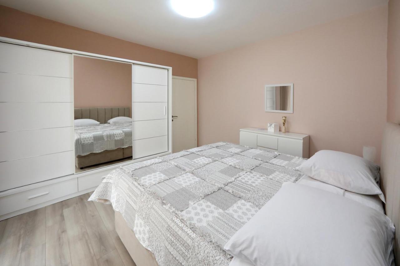 Apartment Lucijan Bibinje Esterno foto